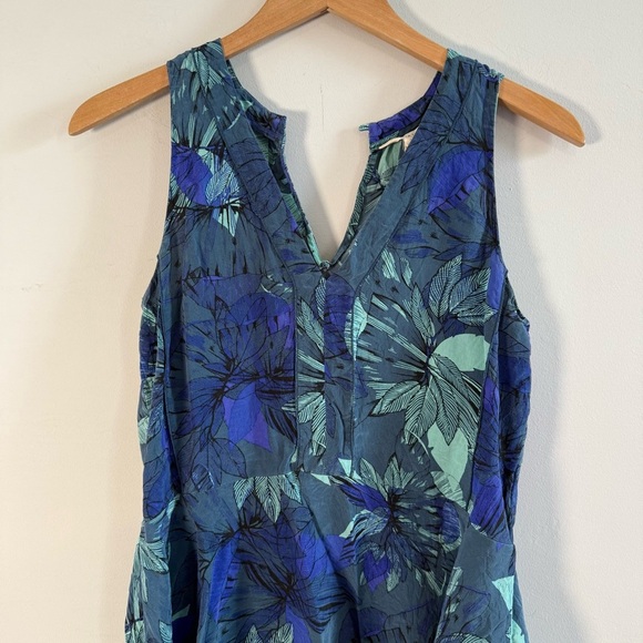 Rebecca Taylor Blue and Green 100% Silk  Floral Tank, Size 2 - Picture 2 of 7